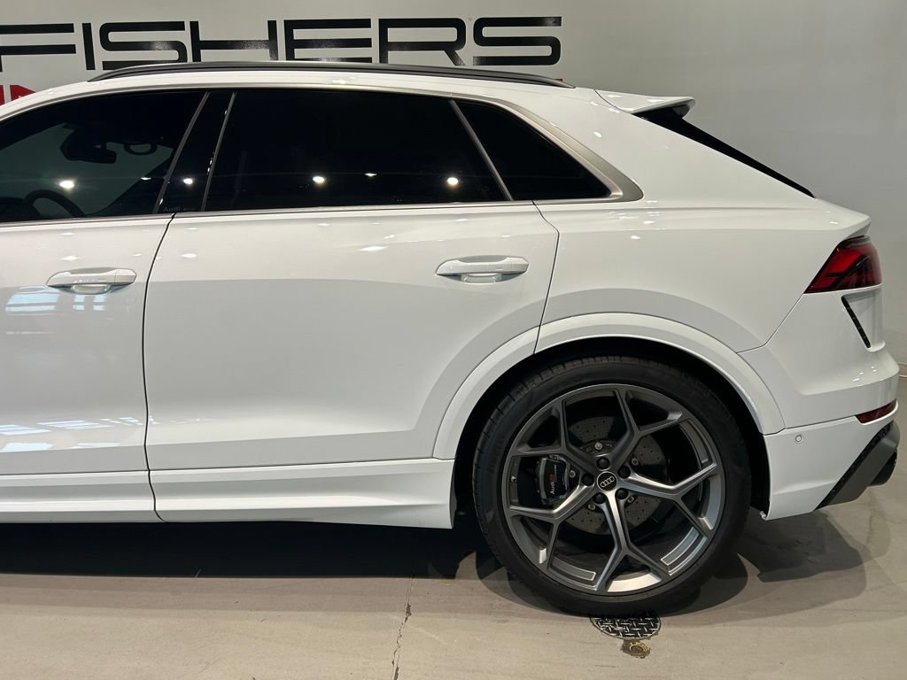 Used 2025 Audi RS Q8 performance AWD/4WD image 4