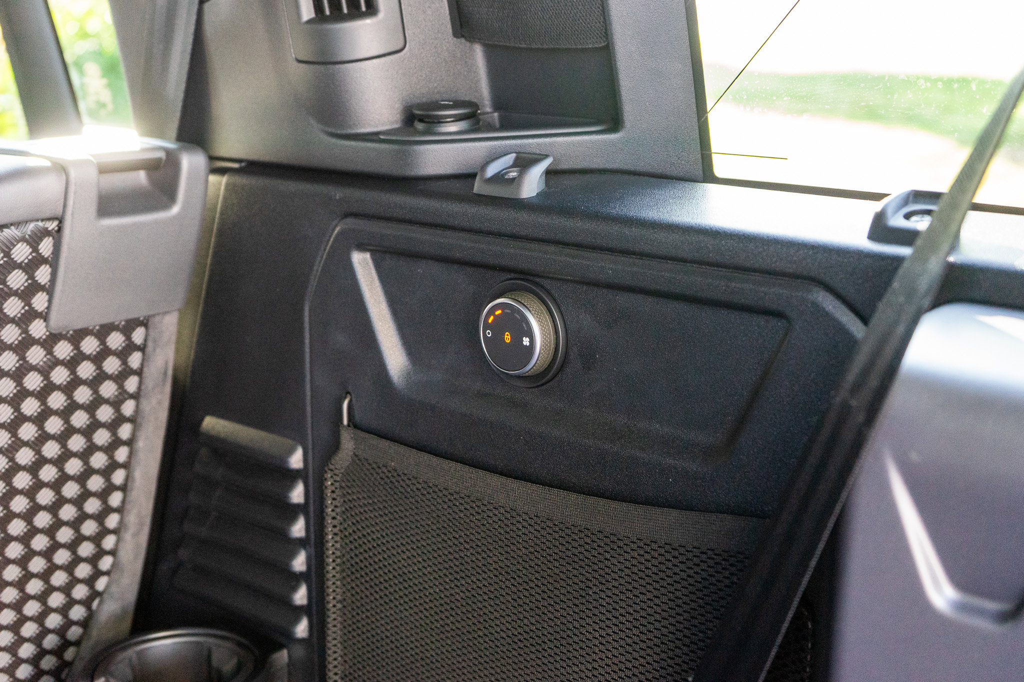 Used 2021 Land Rover Defender 110 X-Dynamic HSE image 61