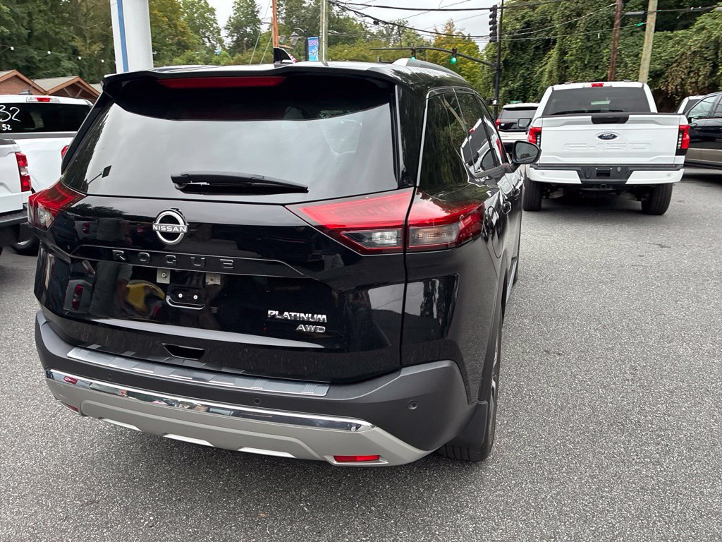 Used 2023 Nissan Rogue Platinum w/ Platinum Premium Package AWD/4WD image 14