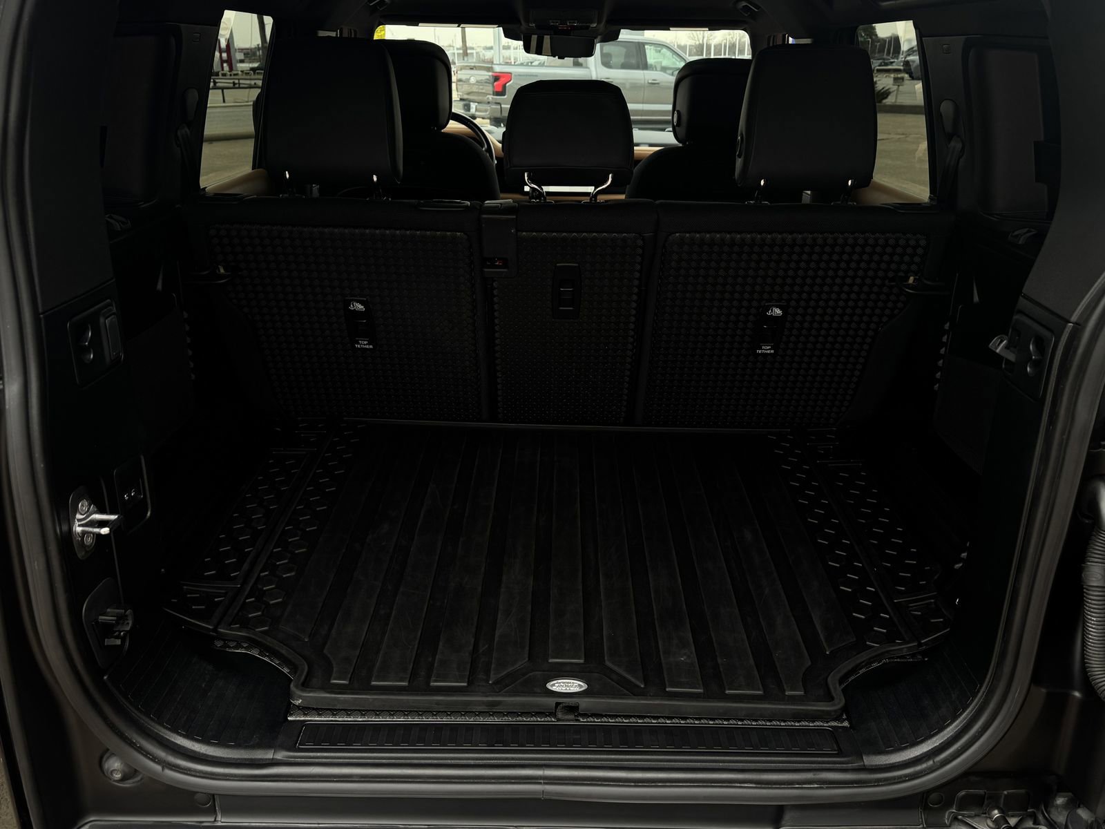 Used 2022 Land Rover Defender 110 X AWD/4WD image 34