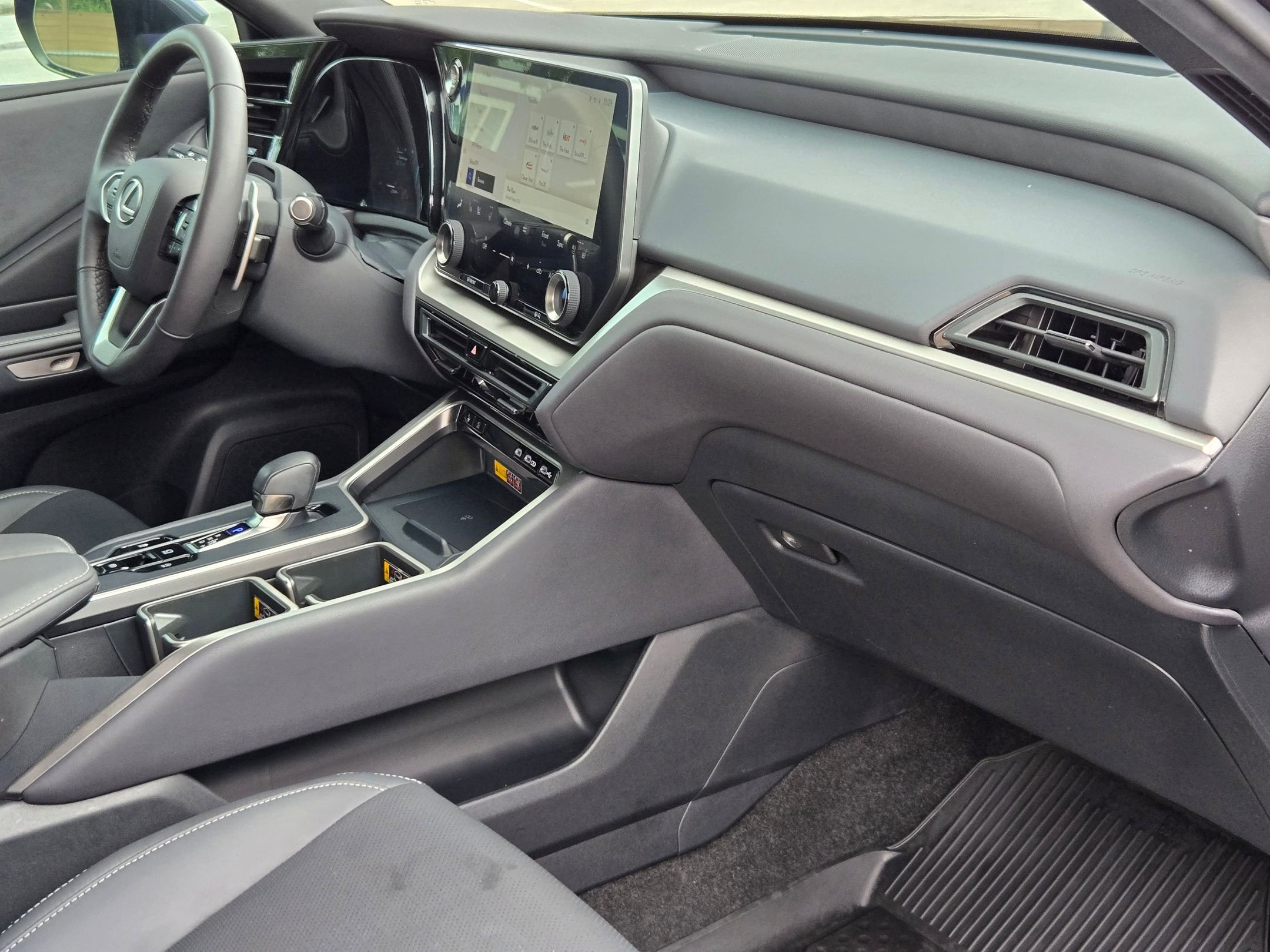 Used 2024 Lexus TX 350 FWD w/ Captains Chair Package image 30