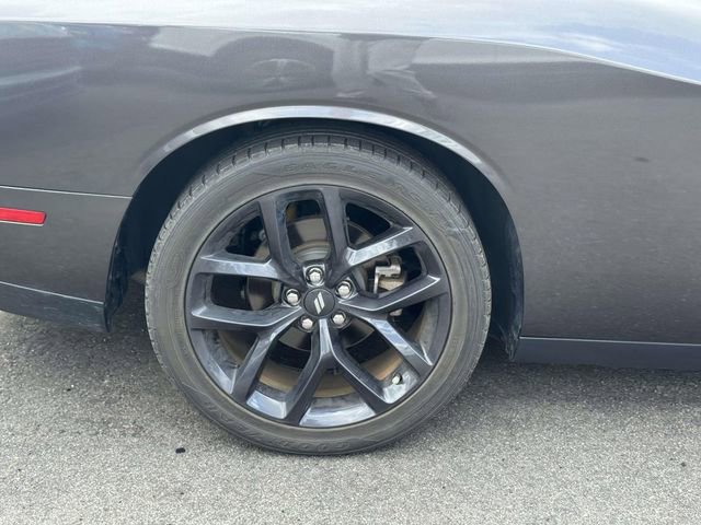 Used 2021 Dodge Challenger R/T w/ Blacktop Package RWD image 8