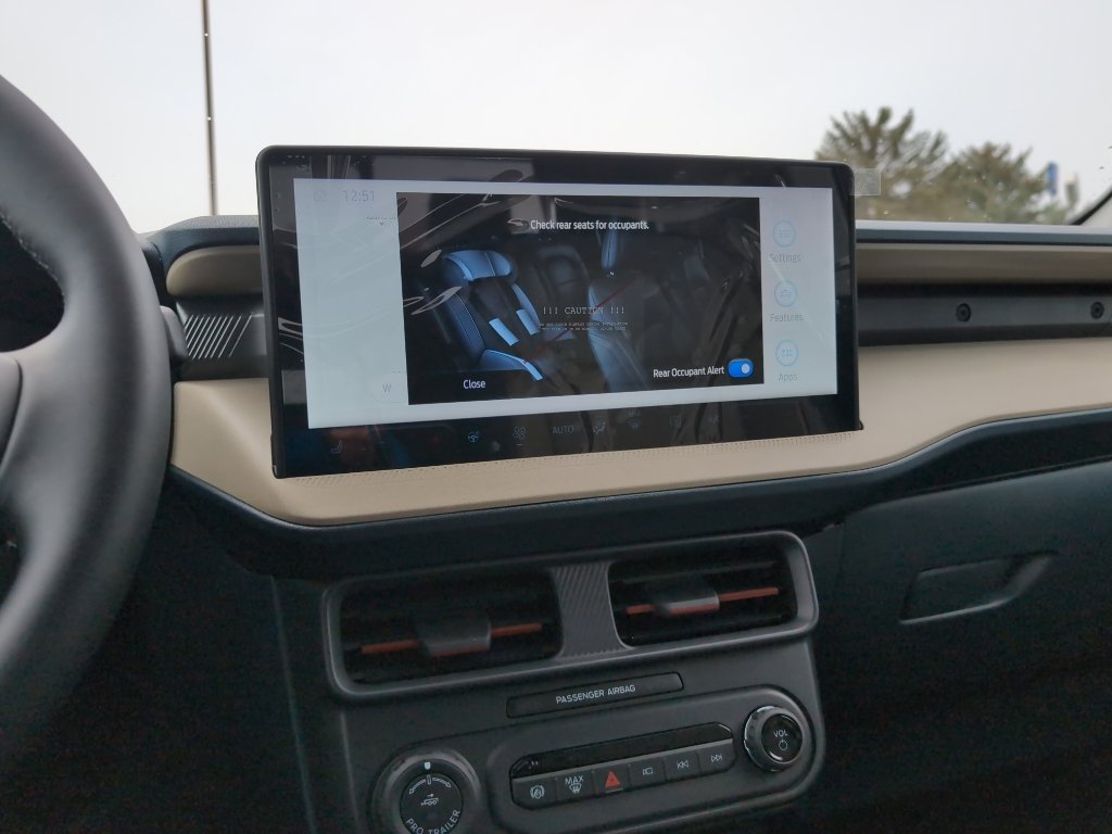 New 2026 Ford Maverick Lariat image 10