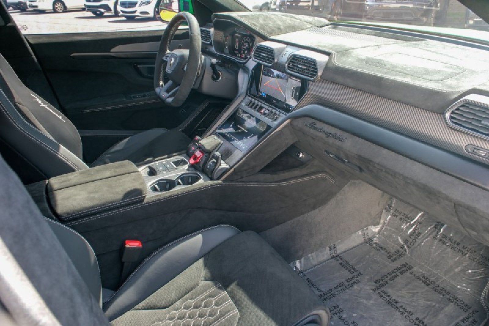 Used 2023 Lamborghini Urus Performante image 18