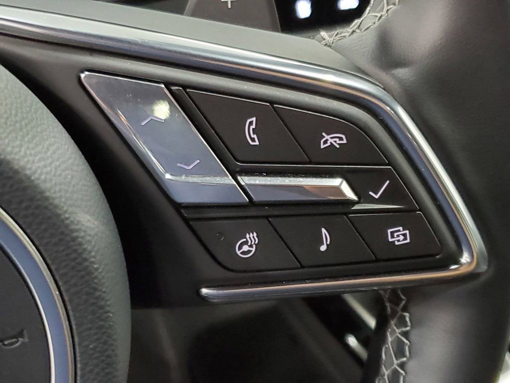 Used 2025 Buick Enclave Preferred image 30