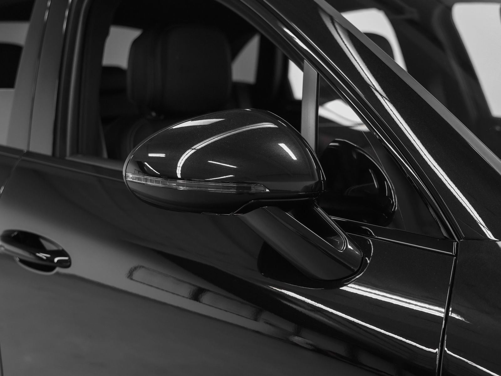 Certified 2023 Porsche Macan GTS image 14