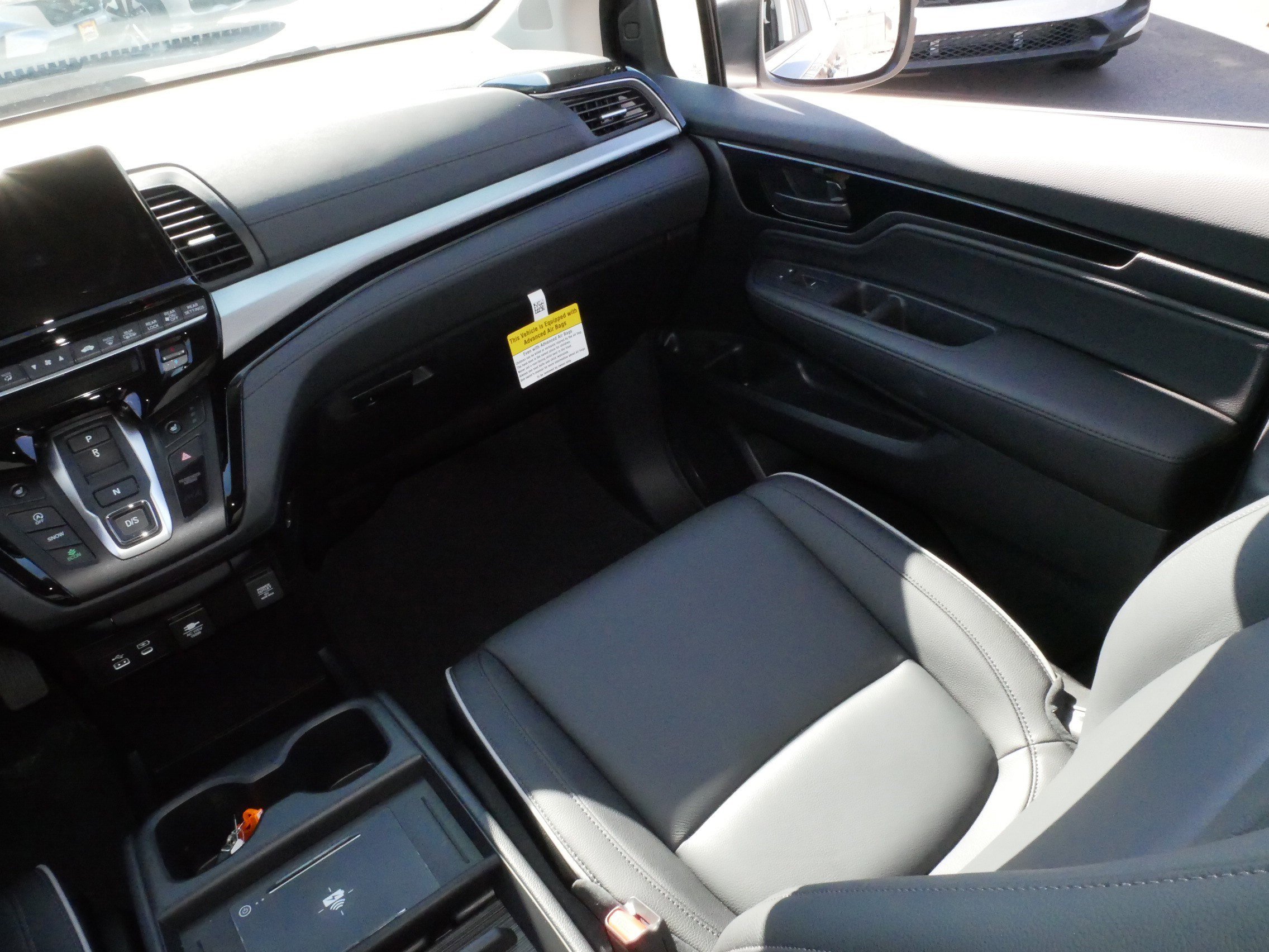 Certified 2026 Honda Odyssey Touring image 11