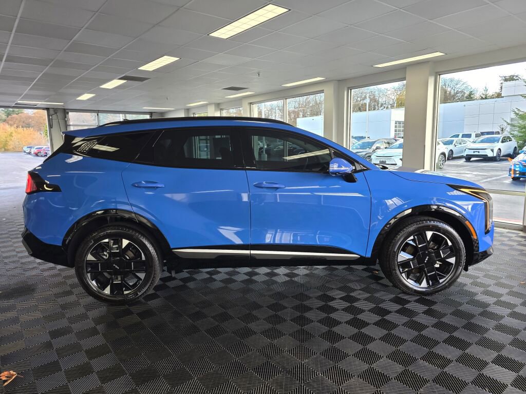 Used 2026 Kia Sportage SX image 2