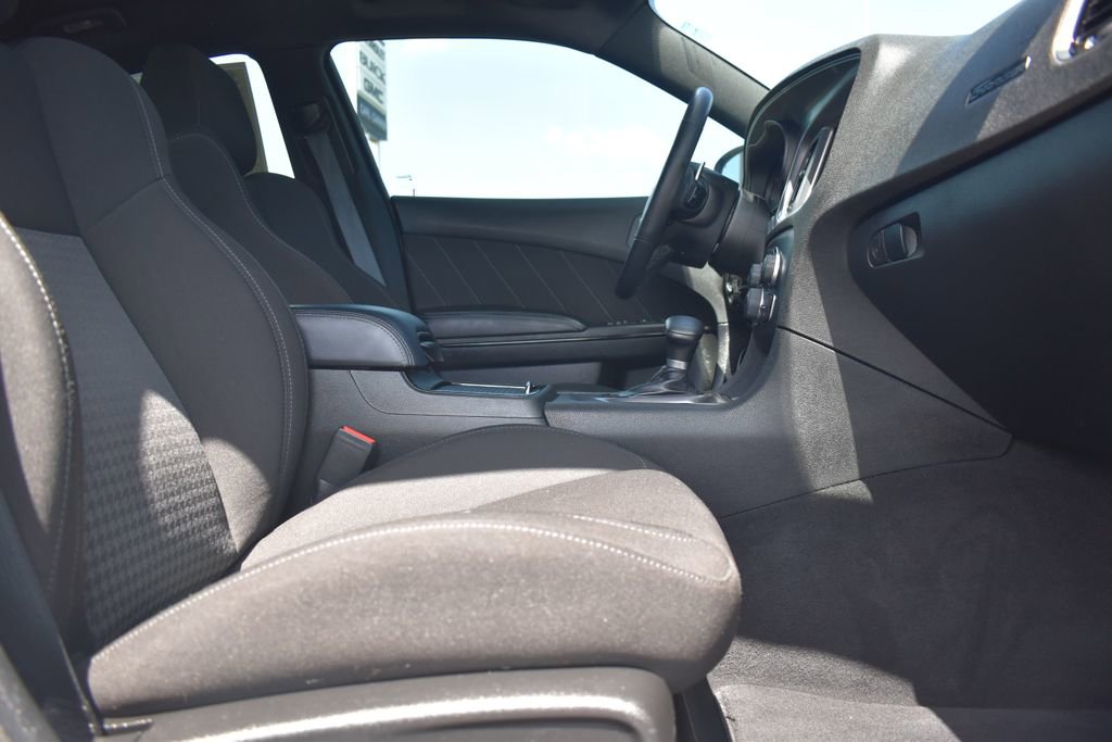 Used 2023 Dodge Charger R/T w/ Blacktop Package RWD image 6