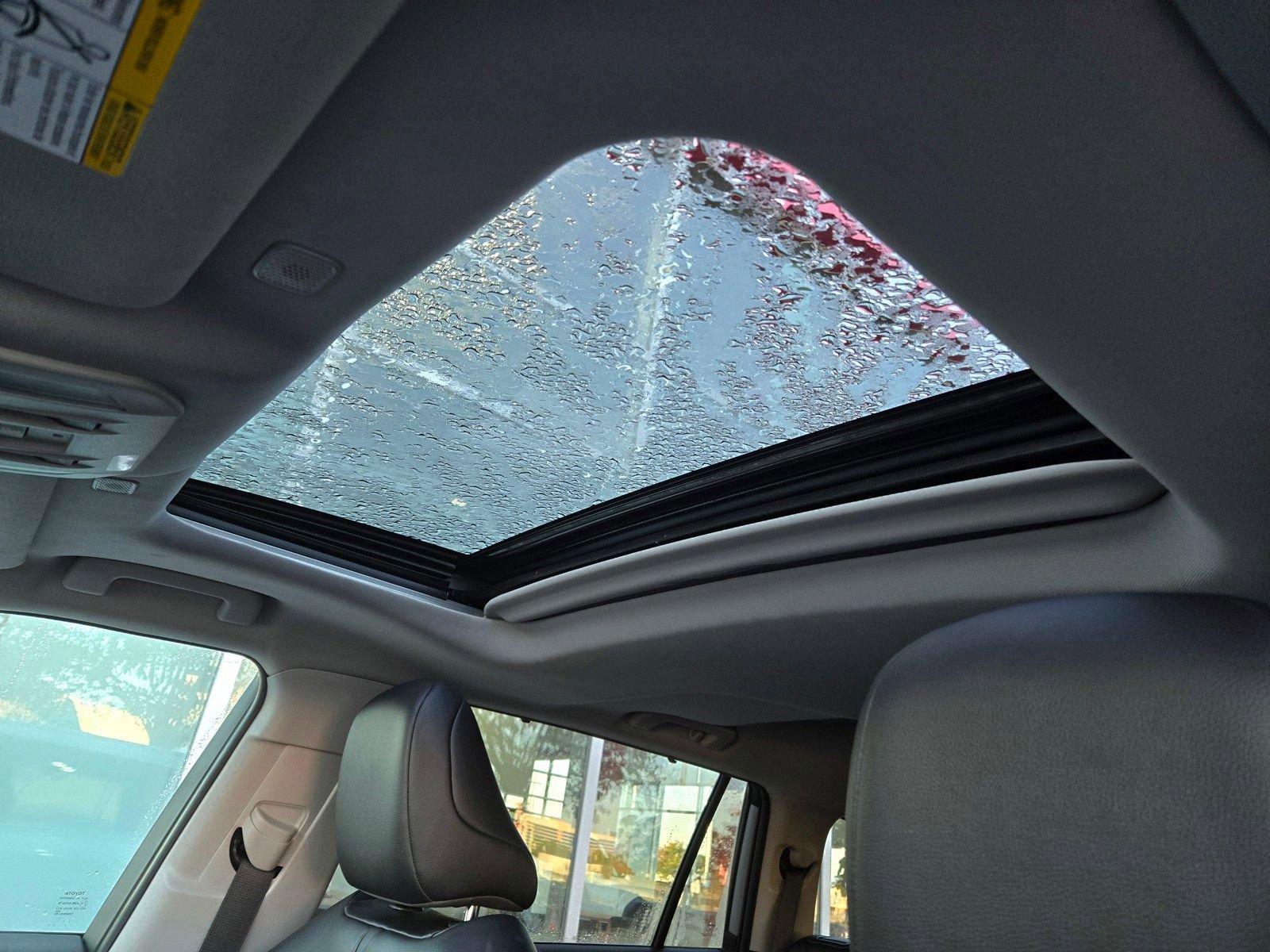 Certified 2024 Toyota Highlander XLE image 17