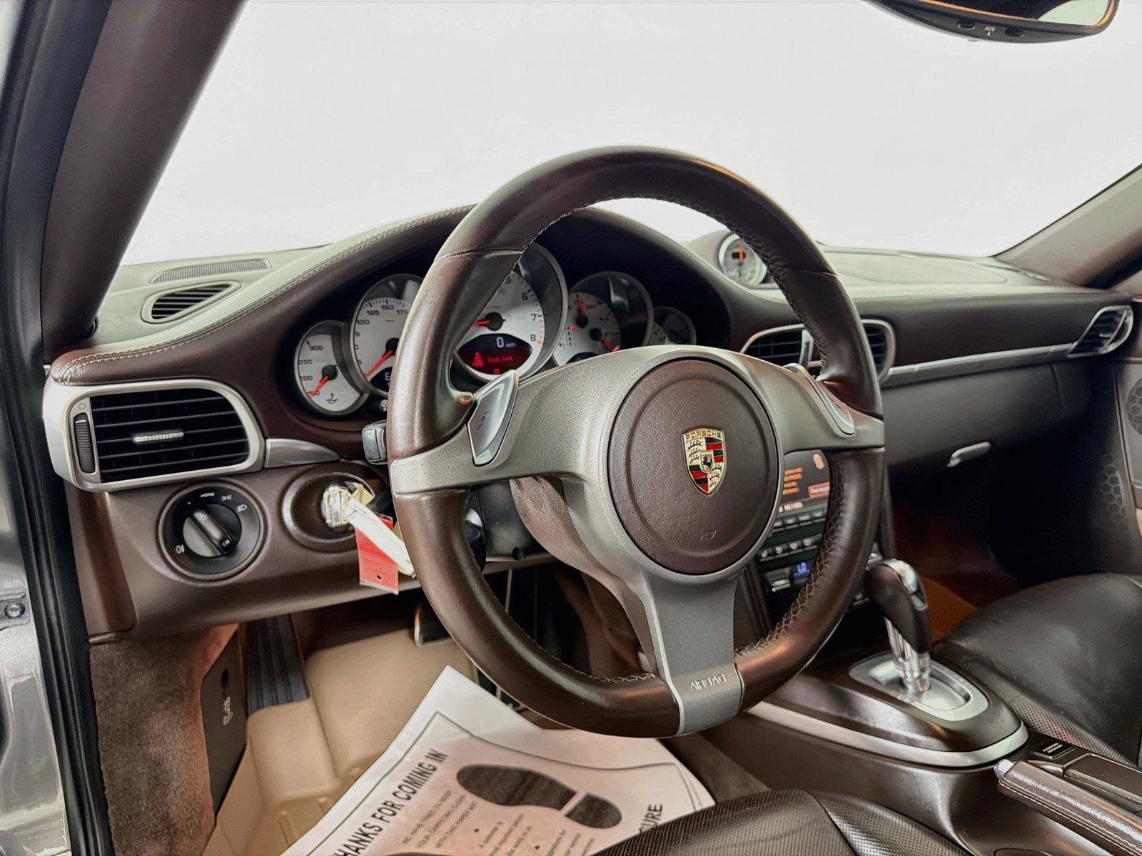 Used 2009 Porsche 911 Carrera 4S AWD/4WD image 4