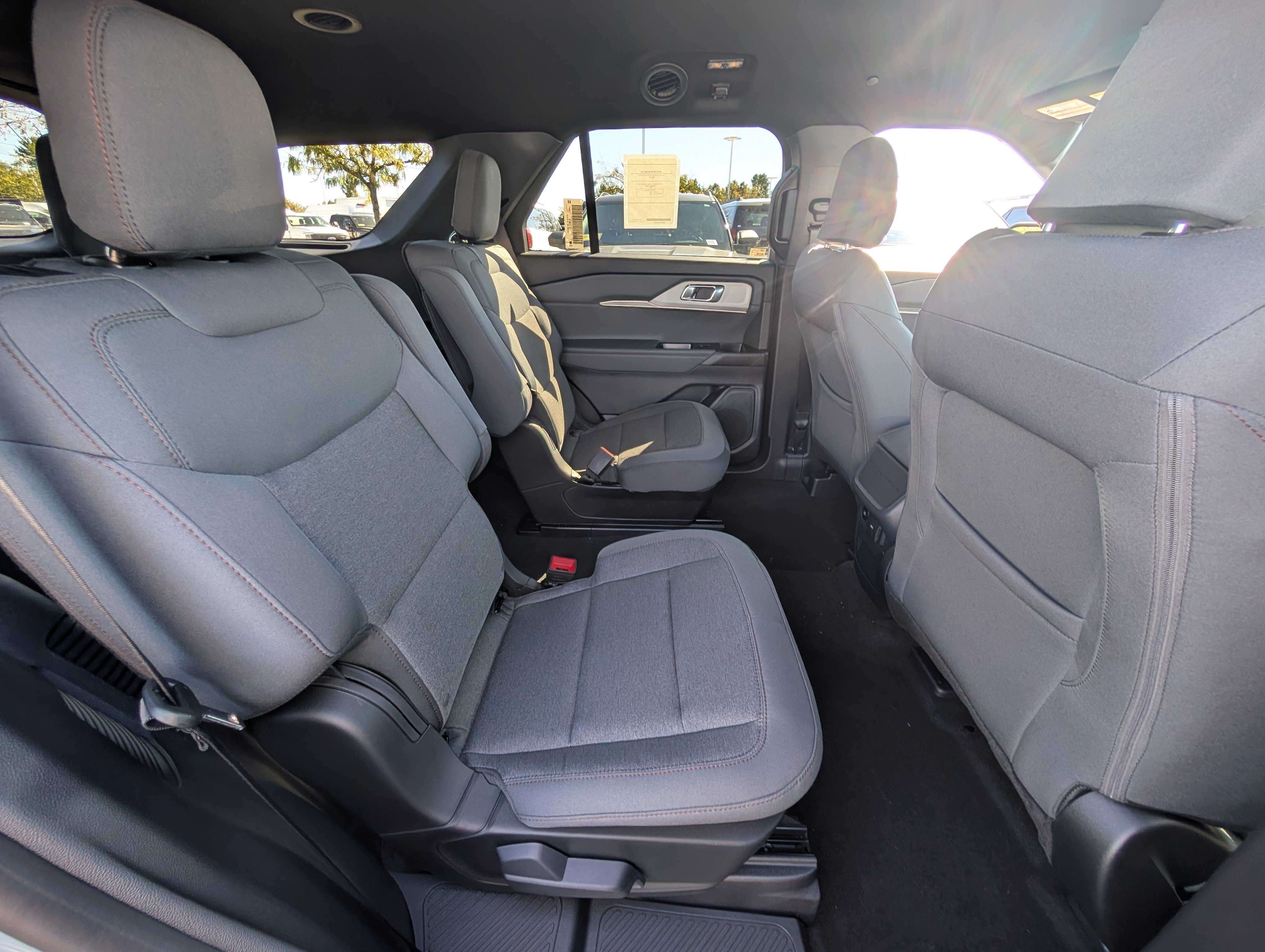 New 2027 Ford Explorer Active AWD/4WD image 7