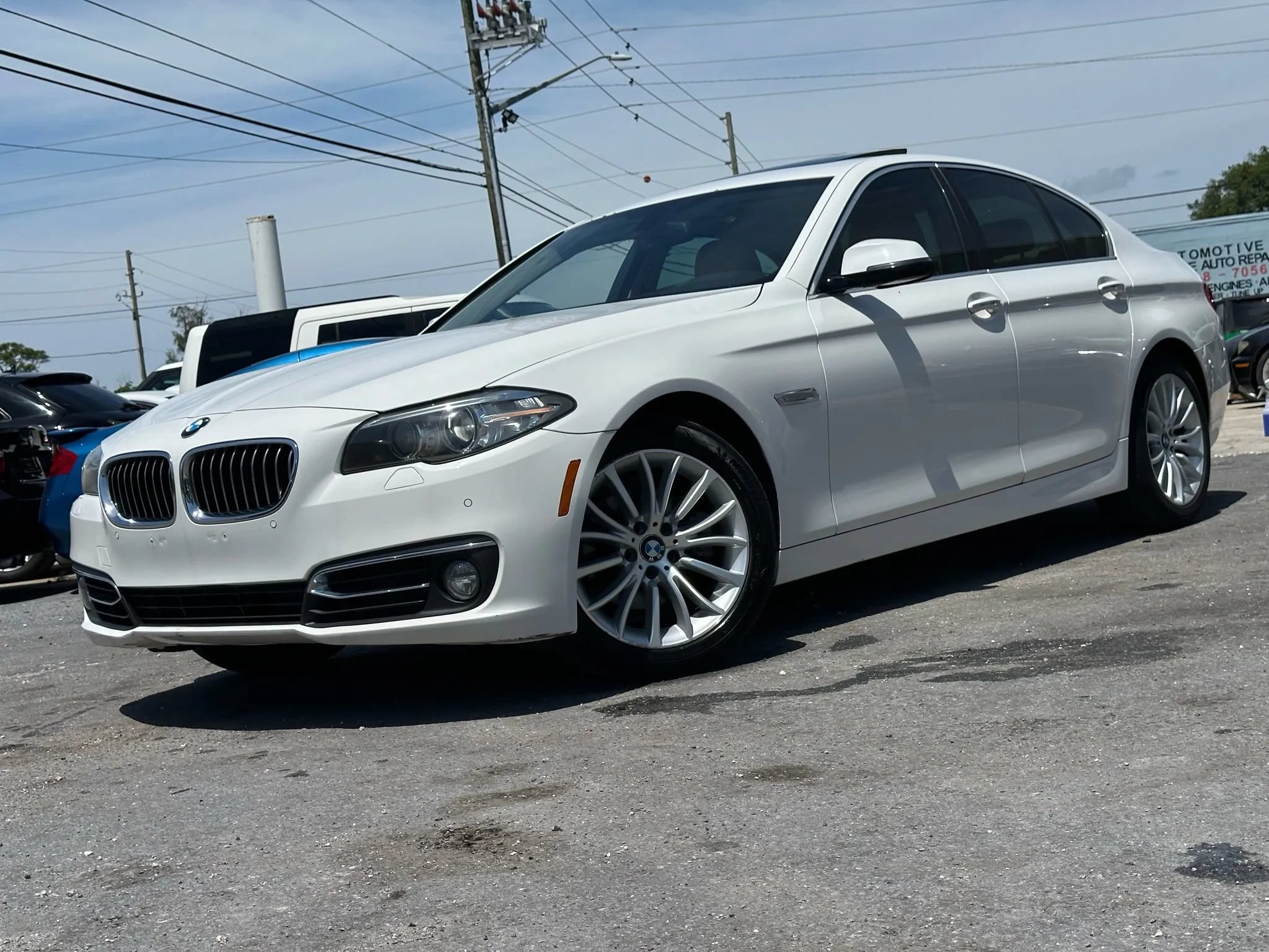 Used 2014 BMW 528i xDrive Sedan AWD/4WD image 19