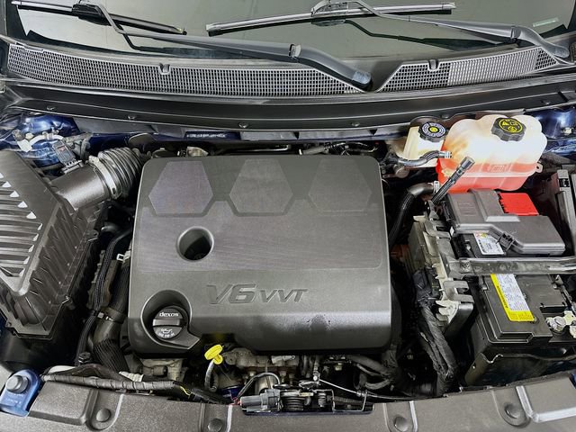 Used 2023 Chevrolet Traverse LT AWD/4WD image 34