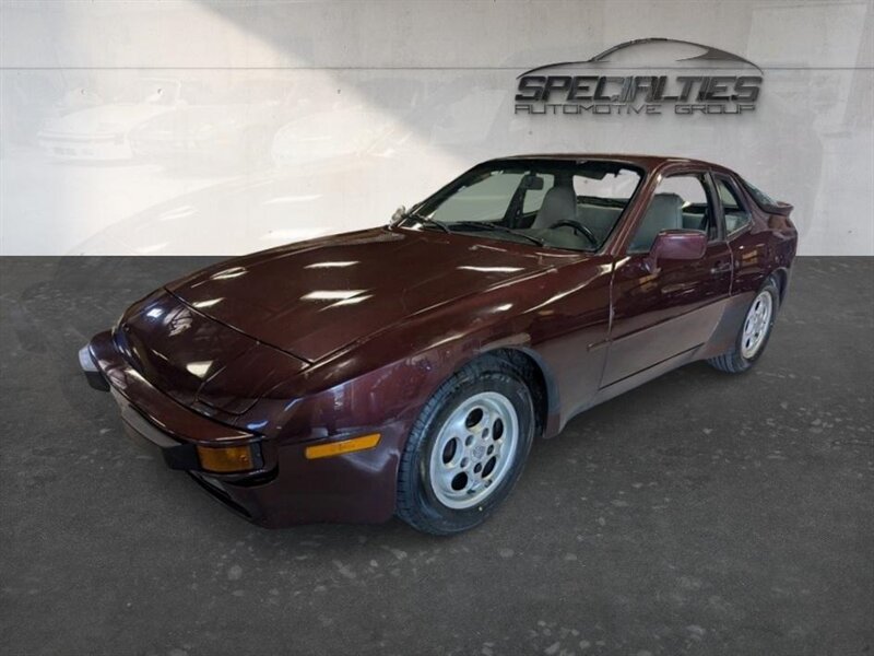 Used 1987 Porsche 944 Coupe RWD image 5