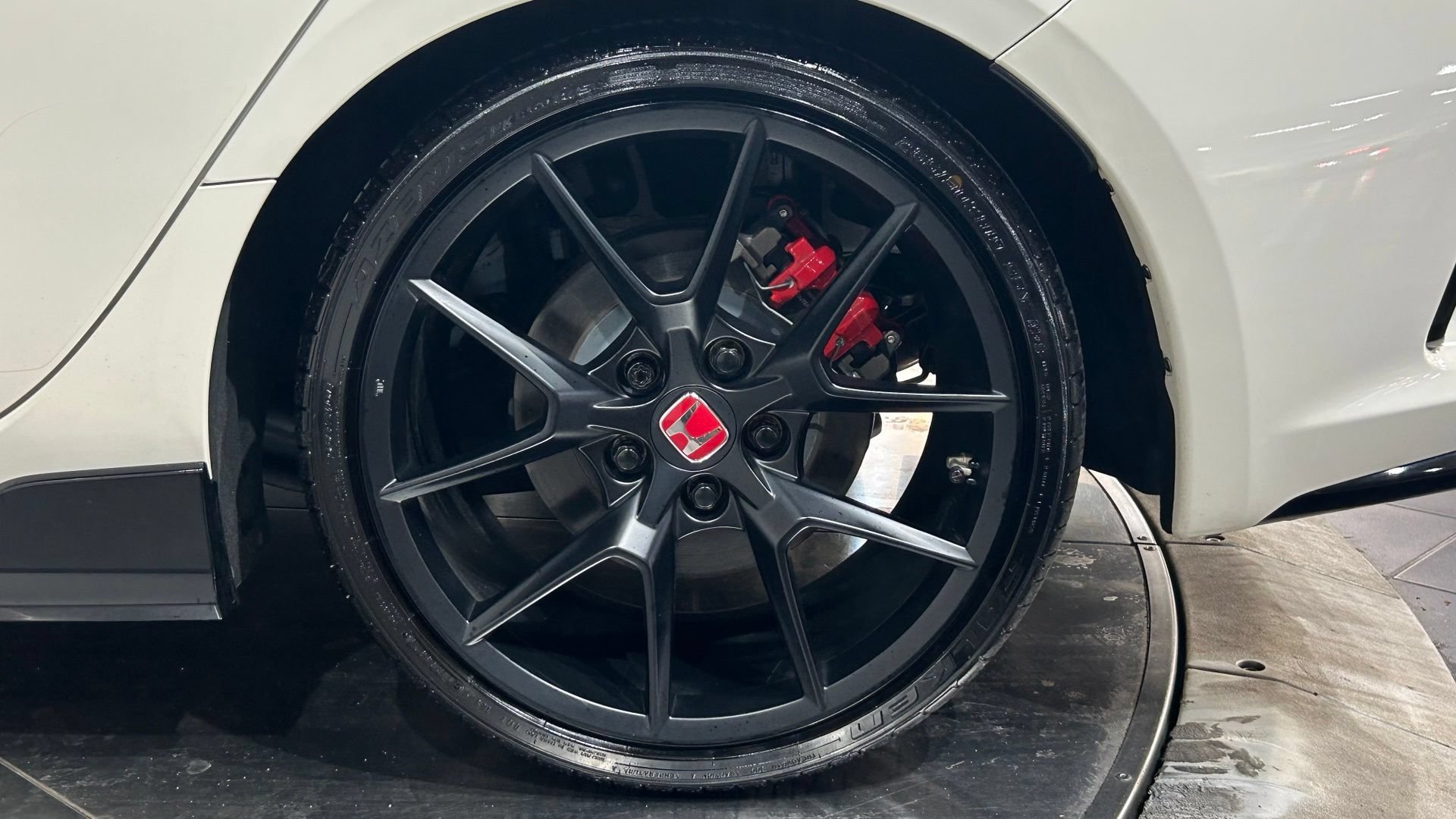 Used 2025 Honda Civic Type R image 23