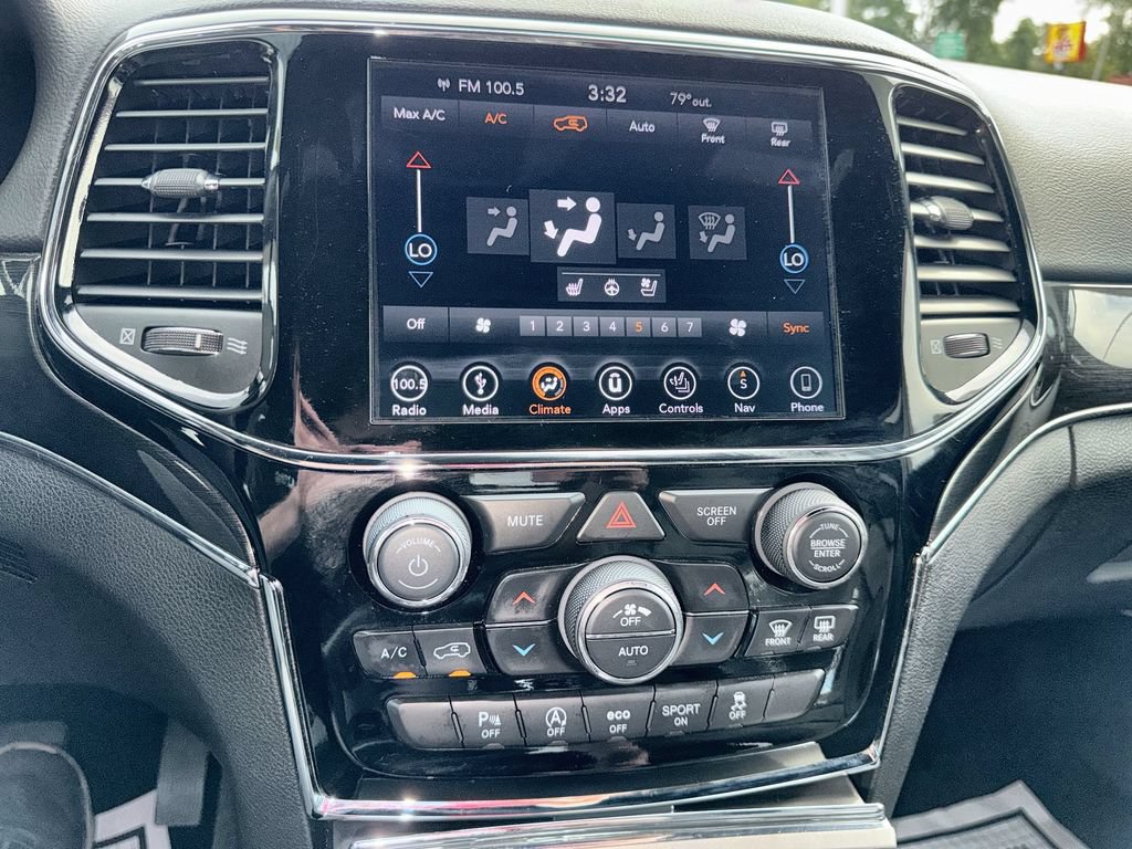Used 2019 Jeep Grand Cherokee Trailhawk w/ Trailhawk Luxury Group AWD/4WD image 18