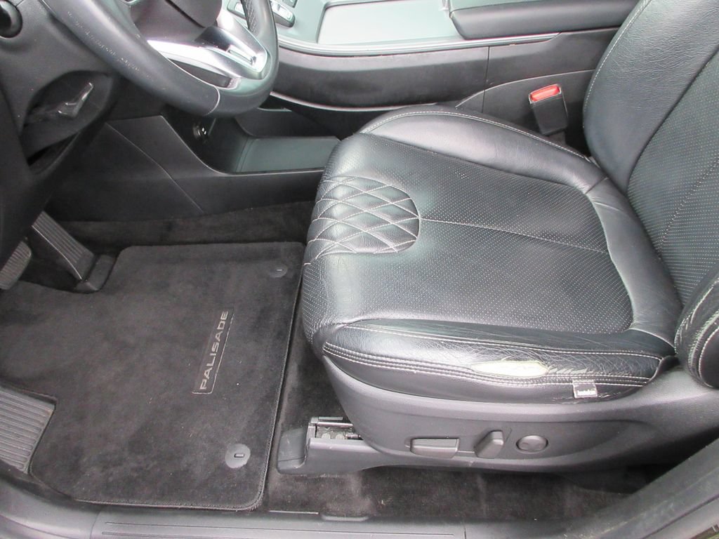 Used 2020 Hyundai Palisade SEL w/ Convenience Package FWD image 20