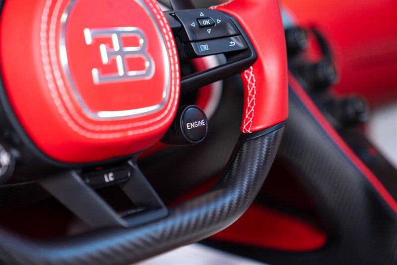 Used 2024 Bugatti Chiron Super Sport AWD/4WD image 26
