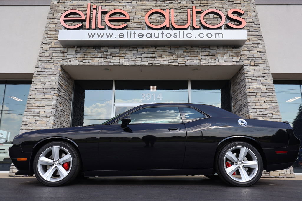 Used 2008 Dodge Challenger SRT8 image 2