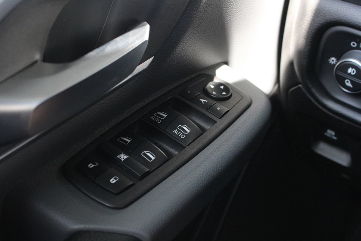 Used 2021 RAM 1500 Big Horn AWD/4WD image 10