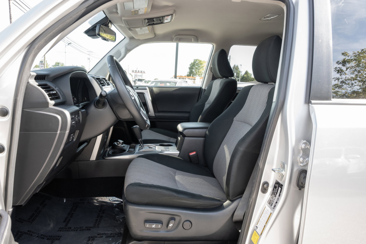 Used 2024 Toyota 4Runner SR5 image 14