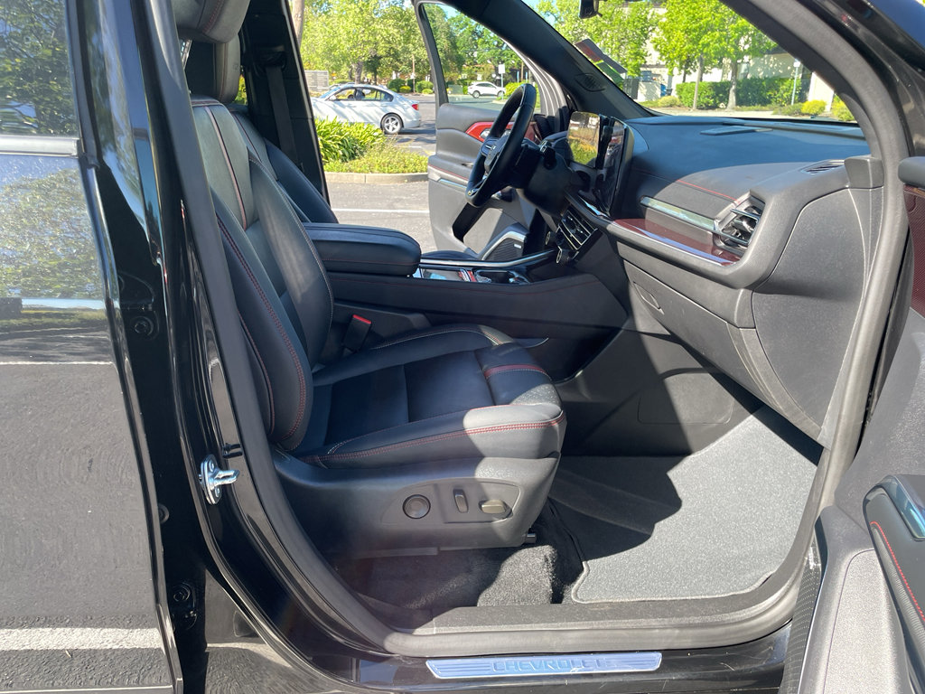 Used 2024 Chevrolet Traverse RS image 62