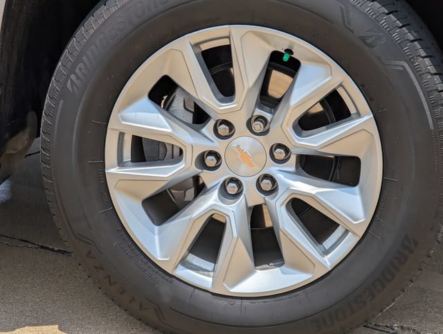 Used 2025 Chevrolet Silverado 1500 Custom RWD image 11