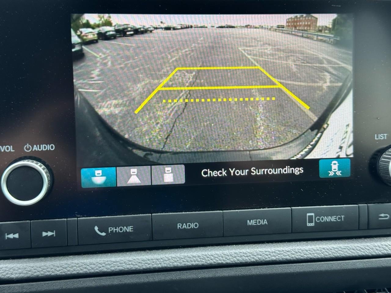 Used 2025 Honda CR-V EX image 23