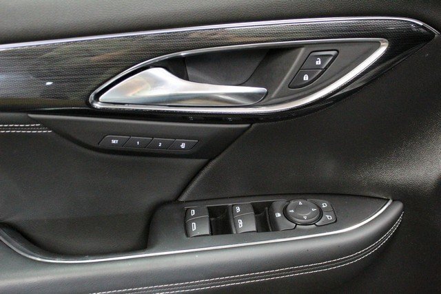 Certified 2023 Buick Envision Essence w/ Sport Touring Package image 18