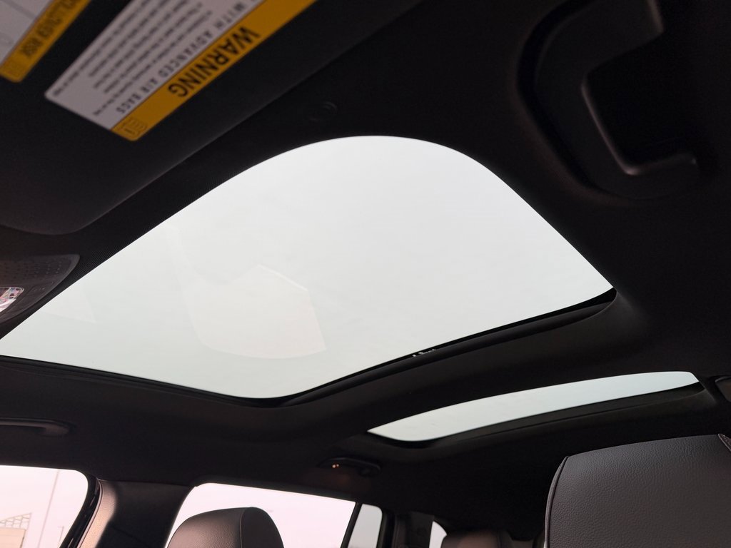 Used 2026 Mercedes-Benz GLB 250 4MATIC image 24