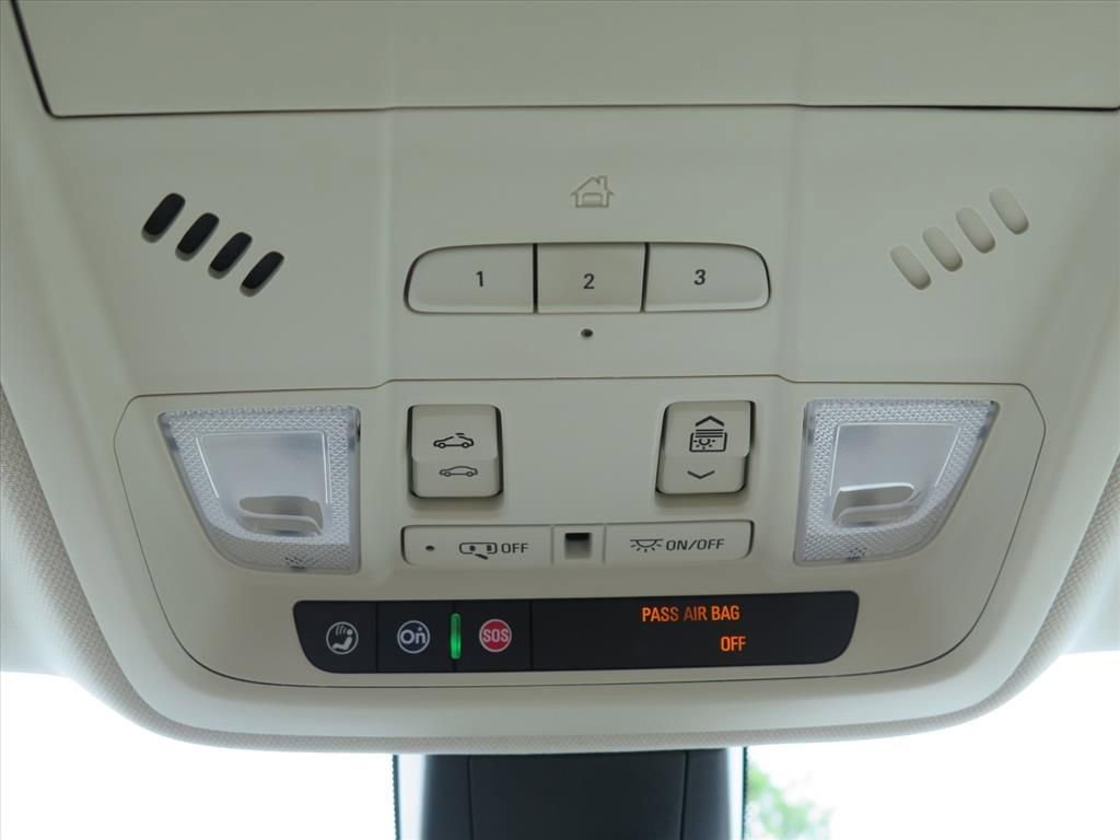 Used 2018 Cadillac XT5 Premium Luxury FWD image 20