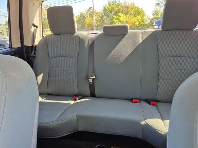 Used 2015 RAM 1500 Express image 12