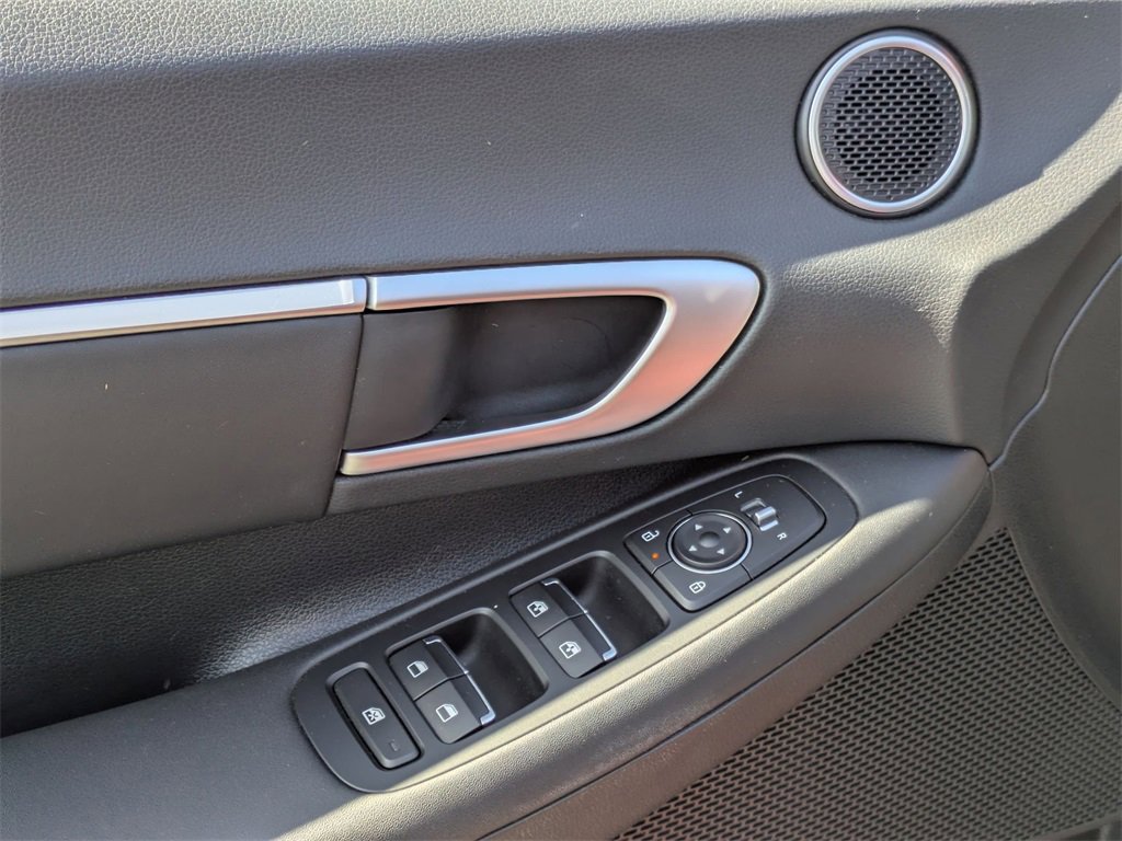Used 2025 Hyundai Sonata SEL image 15