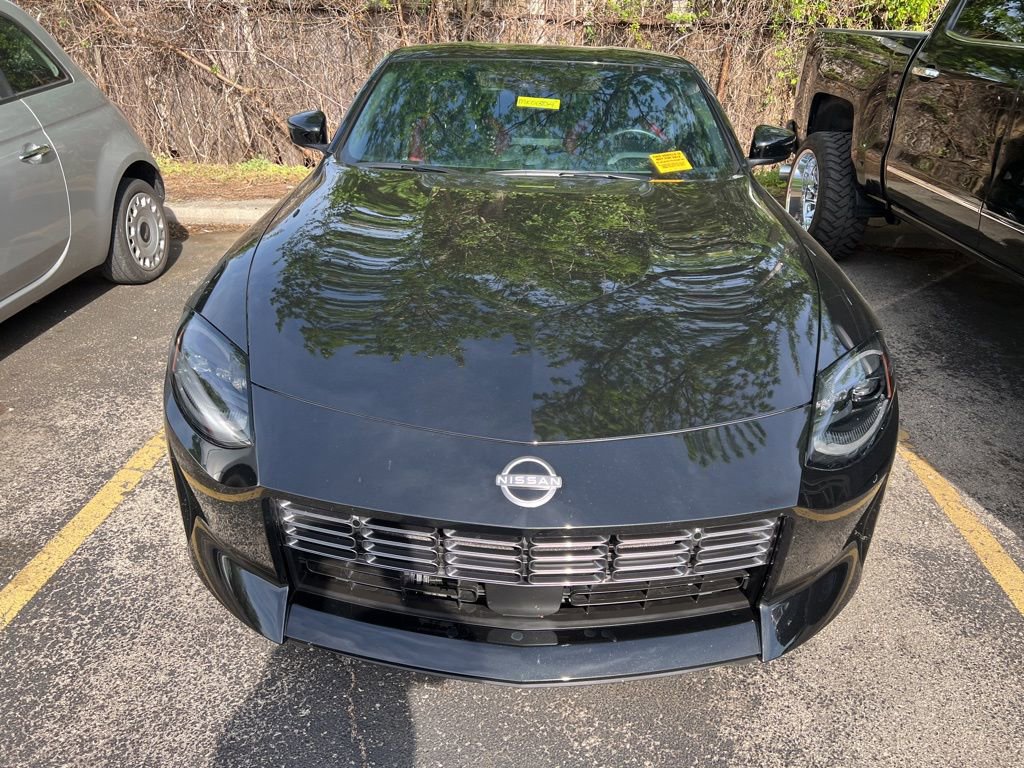 Used 2024 Nissan Z Performance w/ Floor Mat Package image 2
