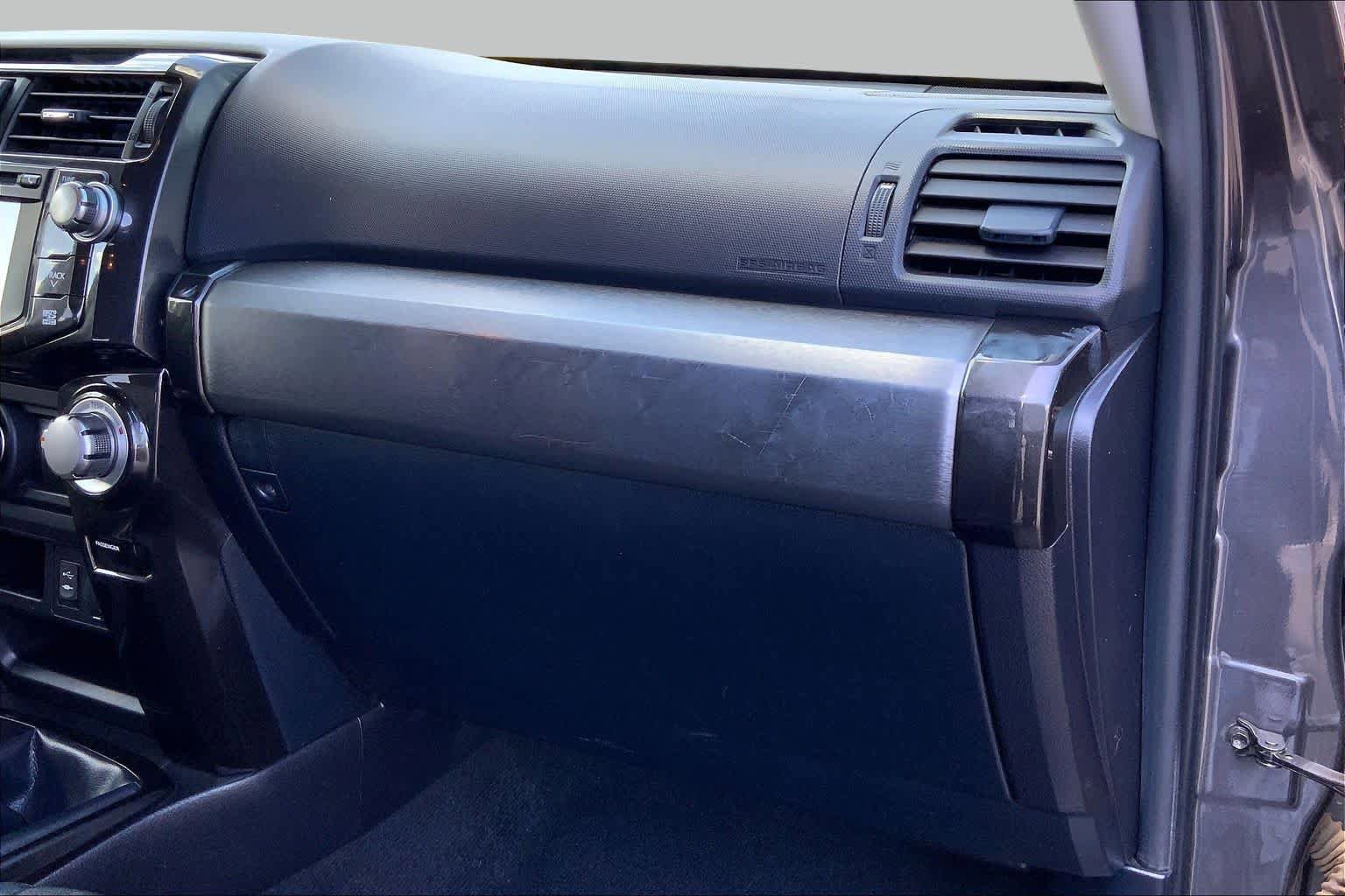 Used 2015 Toyota 4Runner Trail Premium image 17