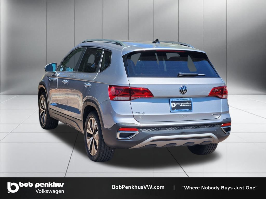 Used 2023 Volkswagen Taos SE w/ Panoramic Sunroof Package AWD/4WD image 27