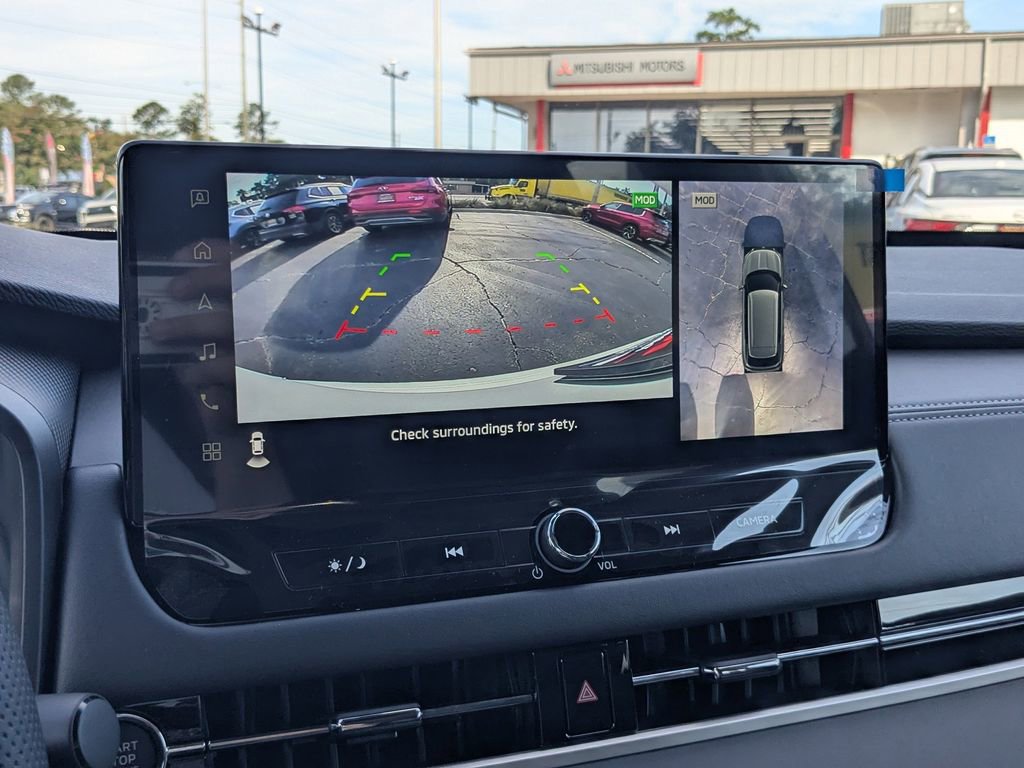 New 2025 Mitsubishi Outlander SE image 22