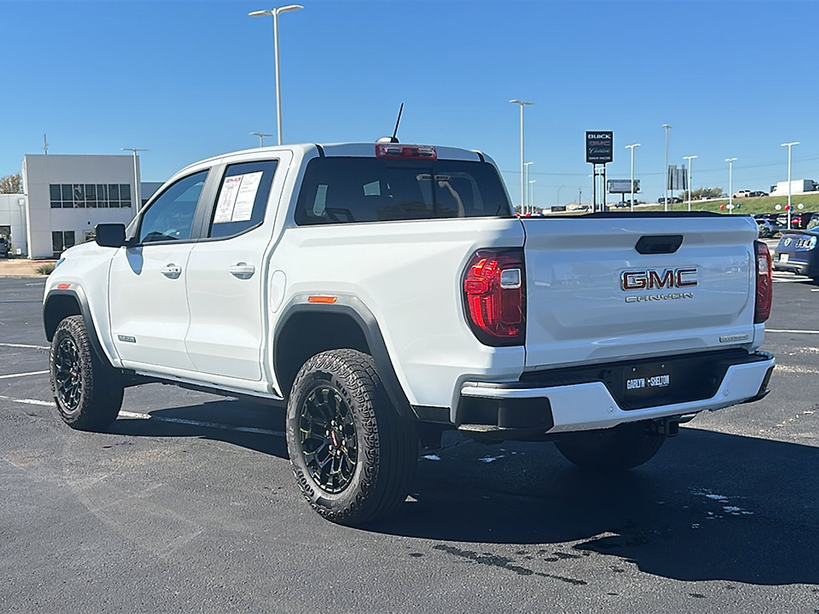 New 2026 GMC Canyon Elevation w/ Convenience Package image 6