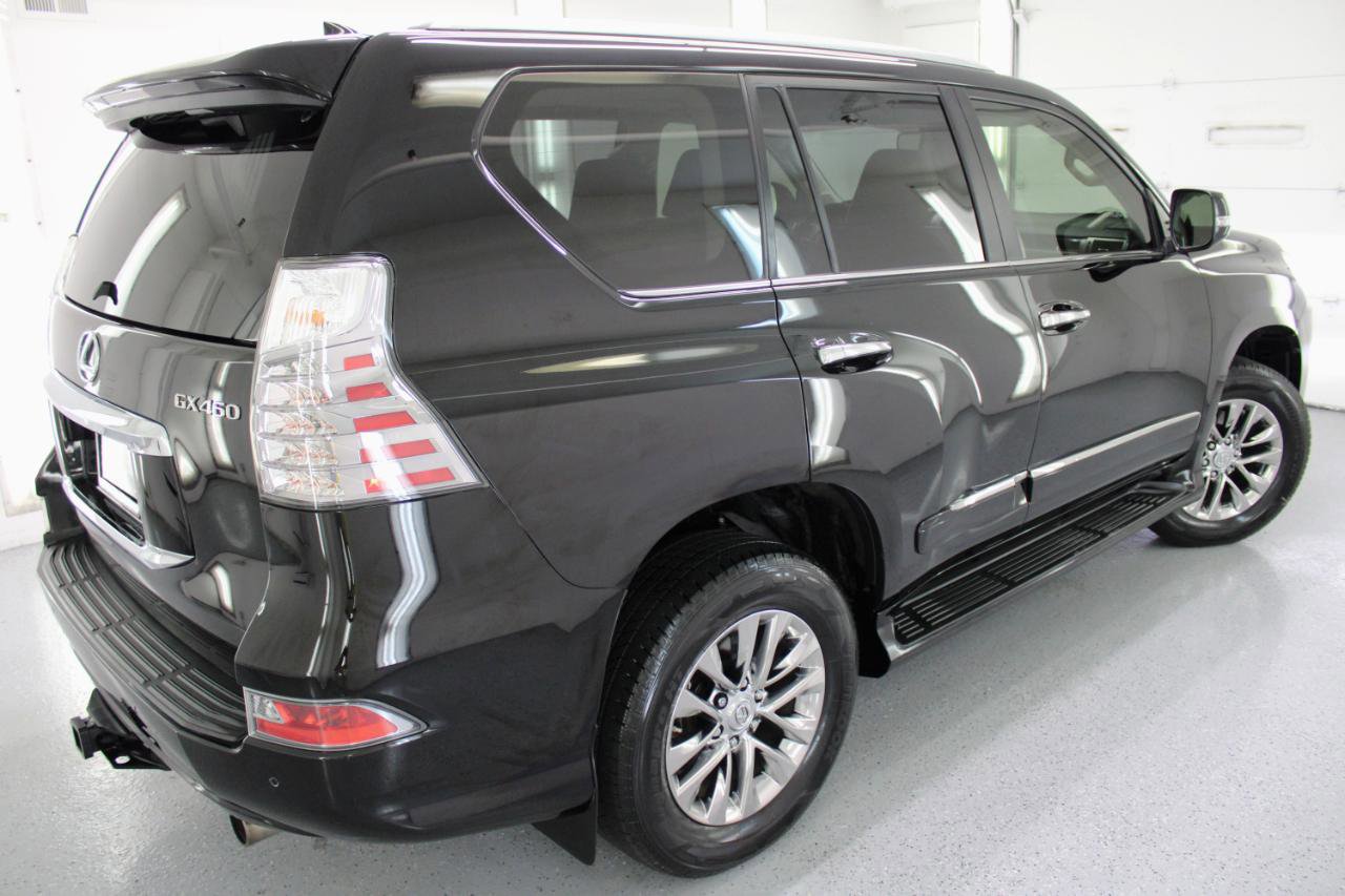 Used 2017 Lexus GX 460 Premium w/ Premium Package image 30