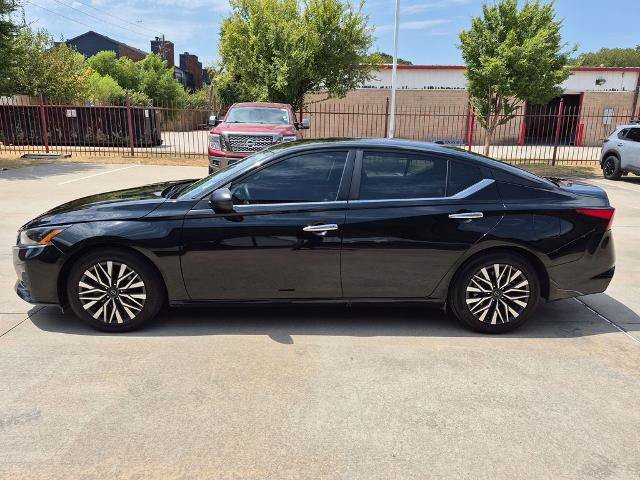 Certified 2025 Nissan Altima 2.5 SV FWD image 5