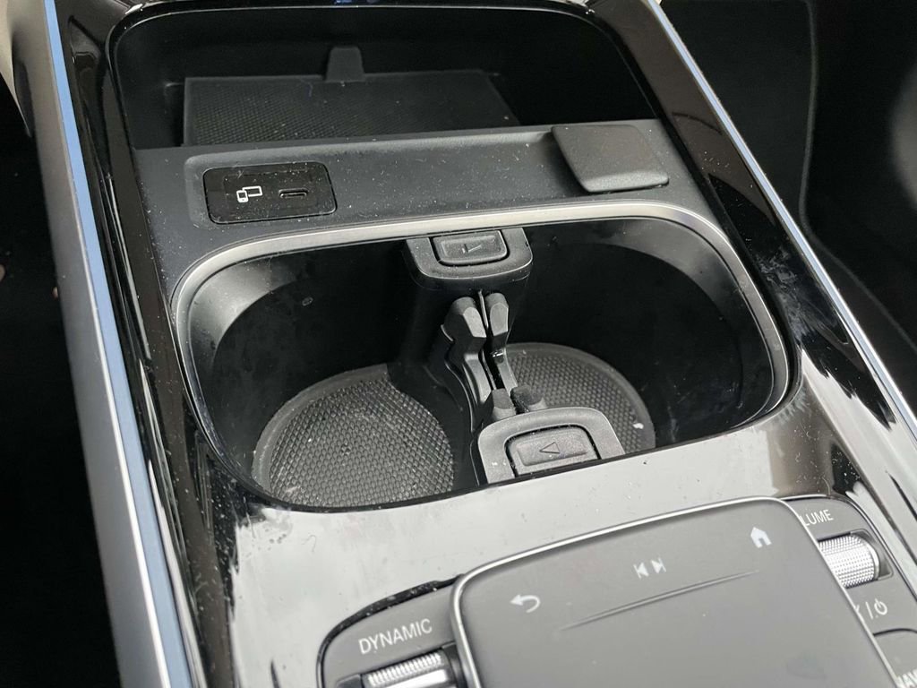 Used 2022 Mercedes-Benz GLB 250 image 41