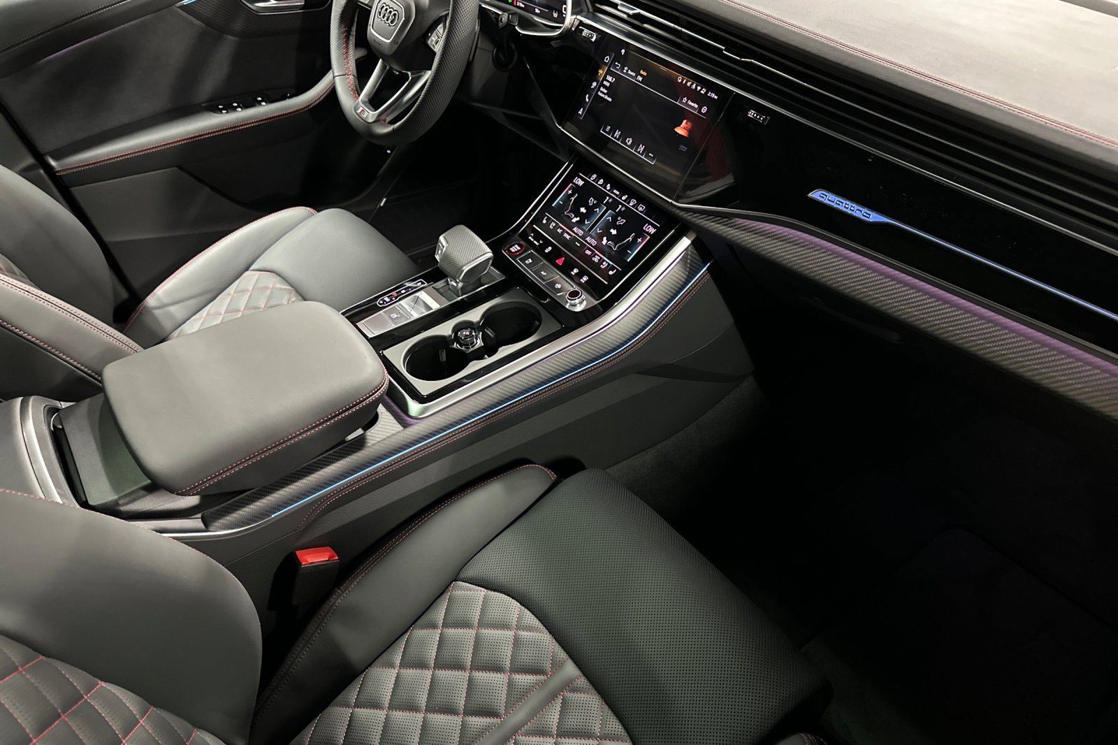 New 2026 Audi SQ8 Prestige image 15