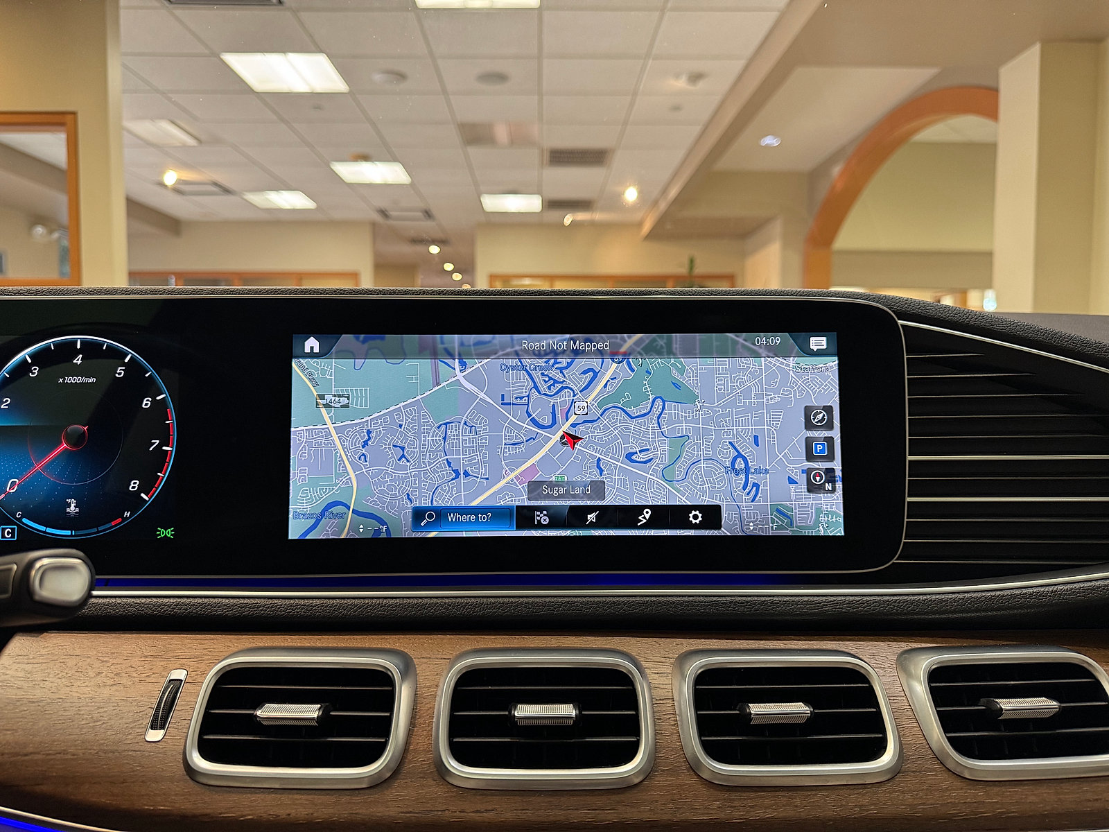 Used 2022 Mercedes-Benz GLE 350 4MATIC w/ Premium Package image 15