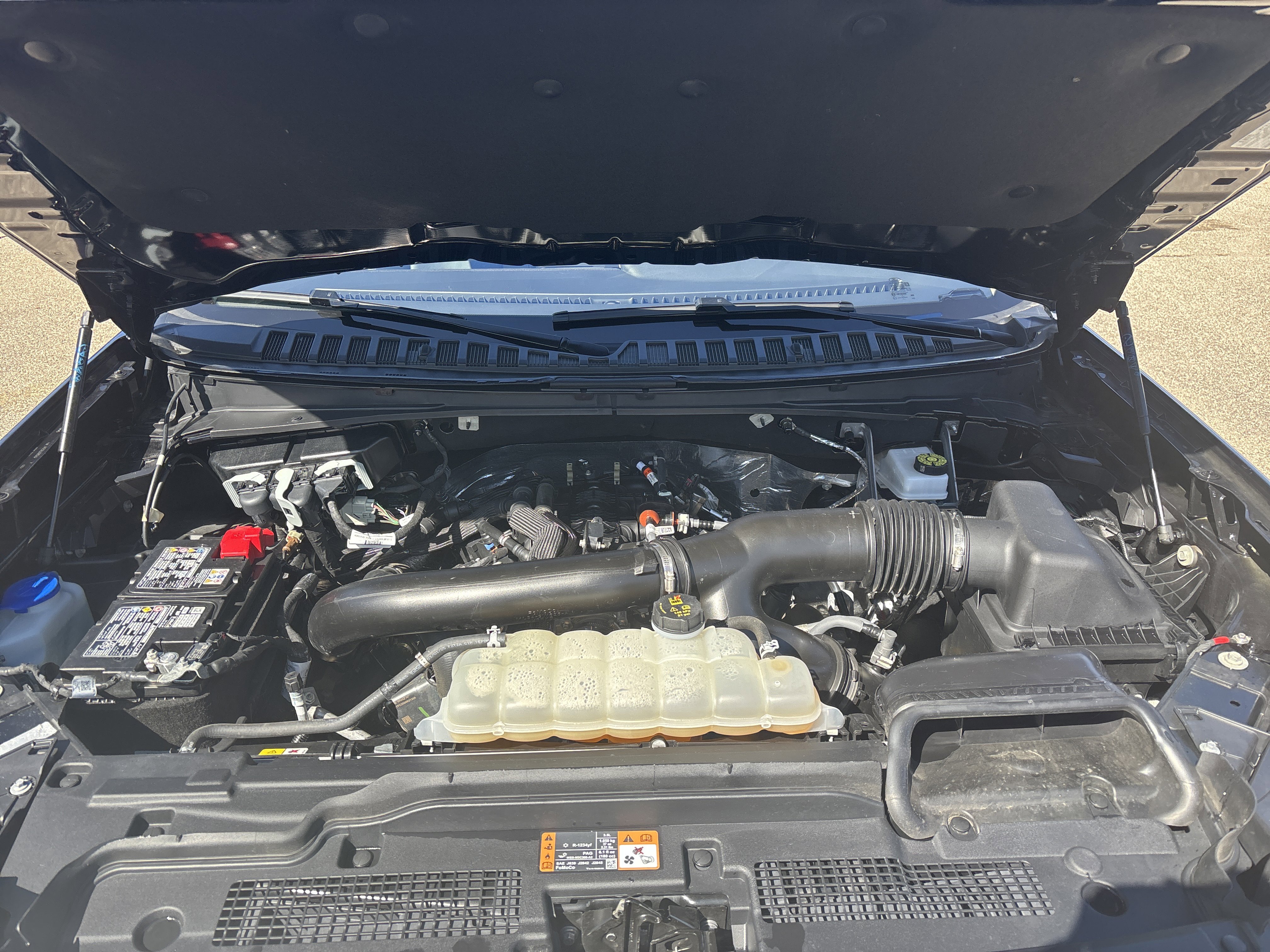 Used 2025 Ford Expedition Max Platinum AWD/4WD image 15