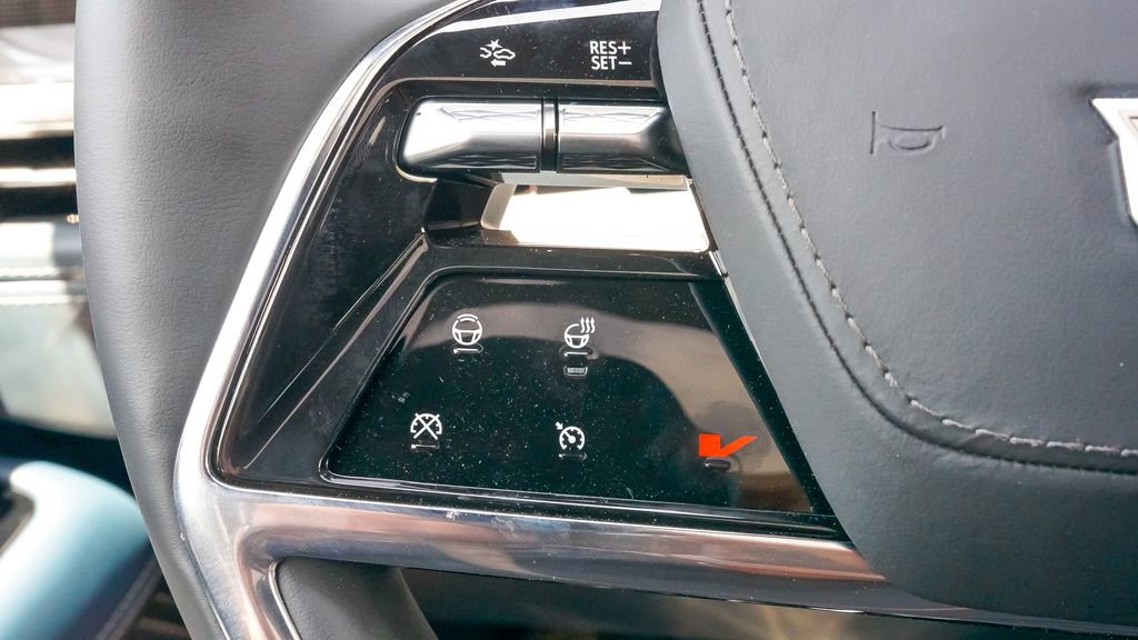 New 2025 Cadillac Escalade IQ Luxury 2 image 44