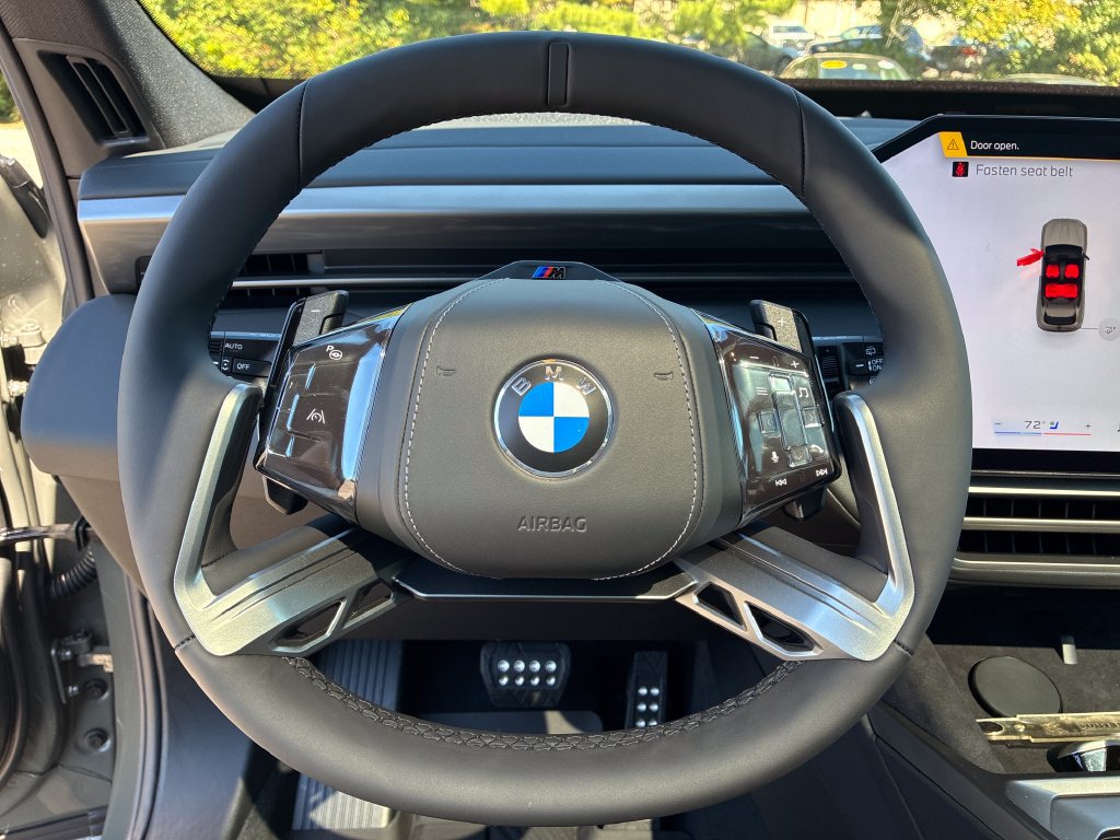 New 2027 BMW X5 M xDrive40i w/ M Sport Professional Package AWD/4WD image 12