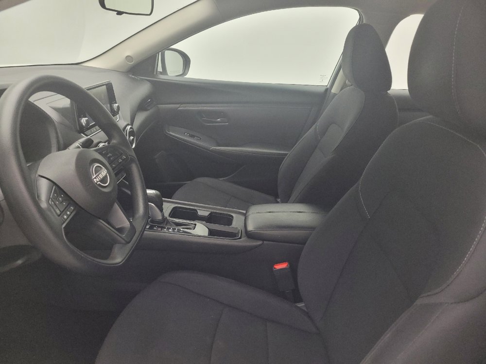 Used 2025 Nissan Sentra S image 17