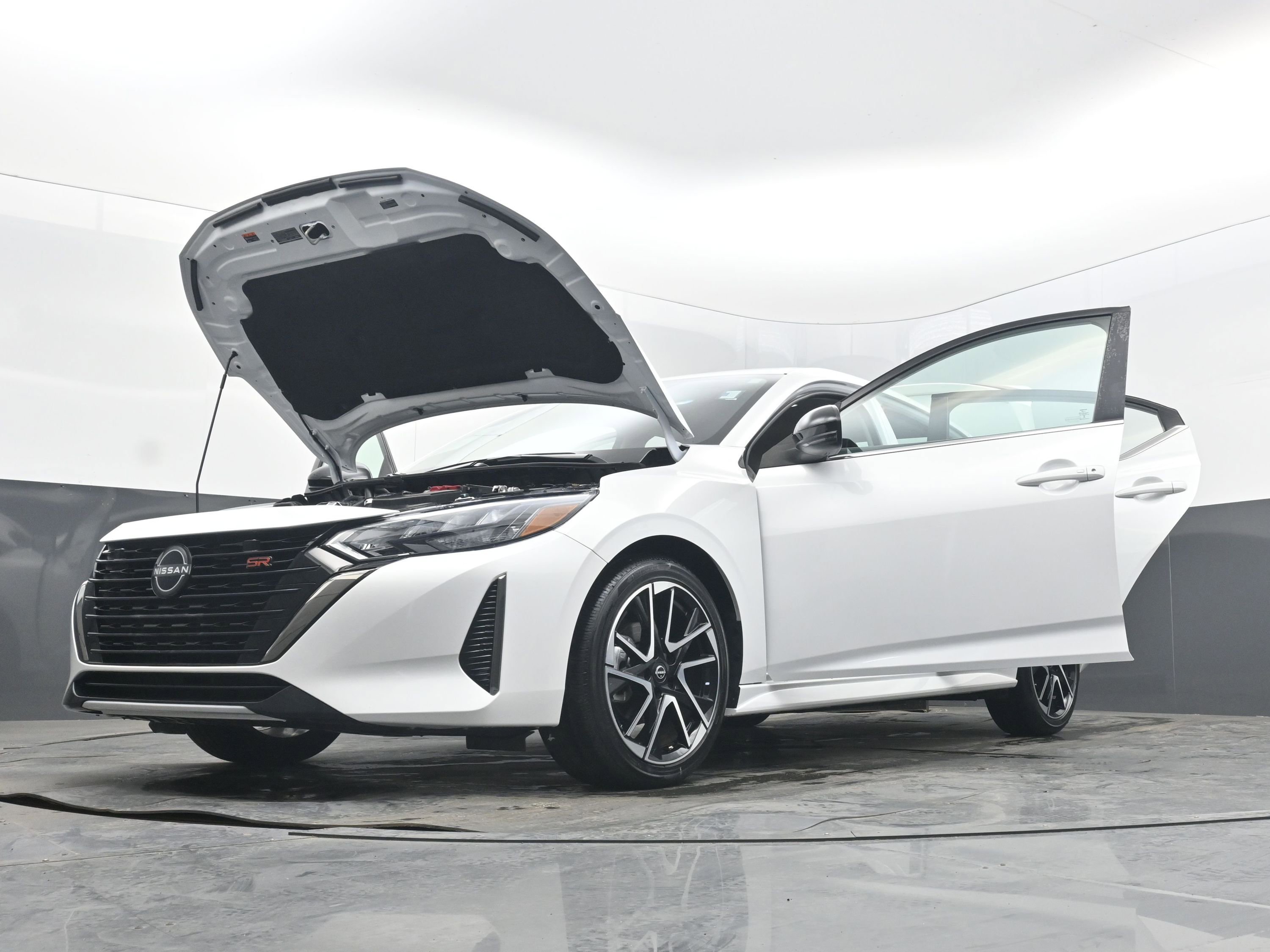 Used 2024 Nissan Sentra SR image 42