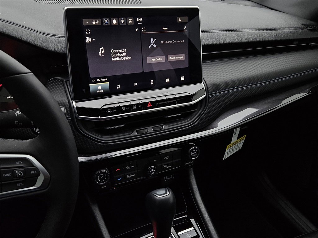 New 2026 Jeep Compass Latitude image 16